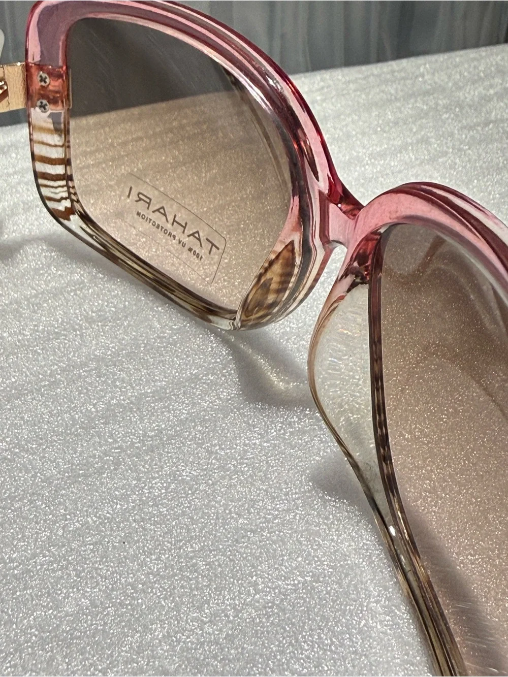 NWT Tahari TH124 PKF Women's Oversized Rectangular Sunglasses Pink Fade